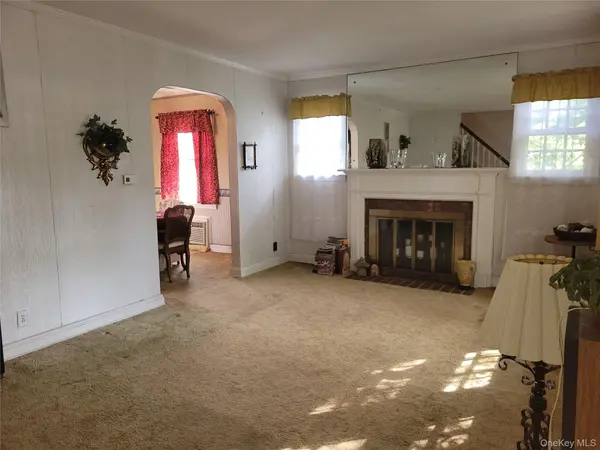 53-11 251st PL, Little Neck, NY 11362
