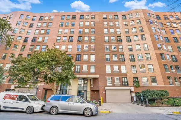 711 W Gordon TER #813, Chicago, IL 60613