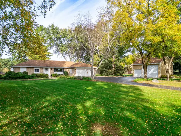4917 Wayside DR, Mchenry, IL 60051