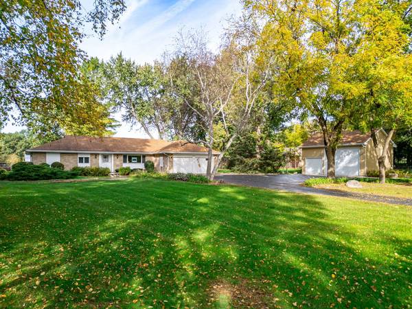 4917 Wayside DR, Mchenry, IL 60051