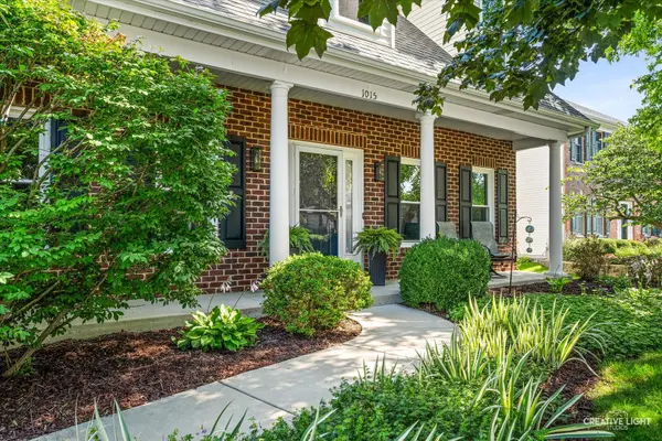 1015 Schiedler DR, Batavia, IL 60510
