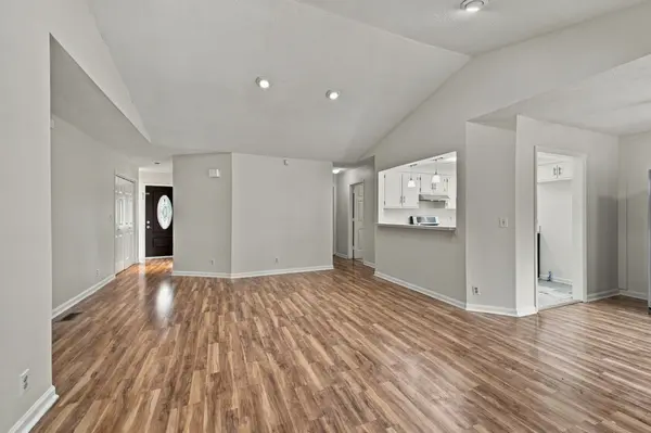 5116 Village Way, Nashville, TN 37211