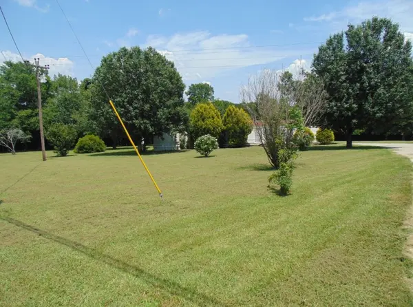 1361 Yell Rd, Lewisburg, TN 37091