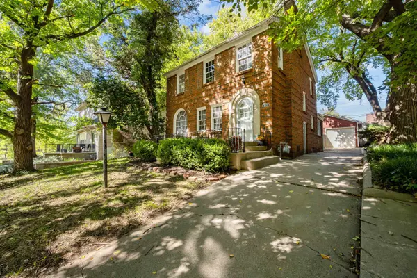 3922 E Willow St, Wichita, KS 67218