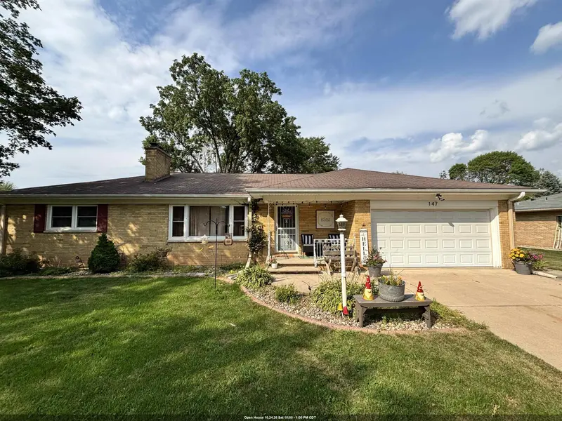 147 HILLTOP DR, Green Bay, WI 54301-2711