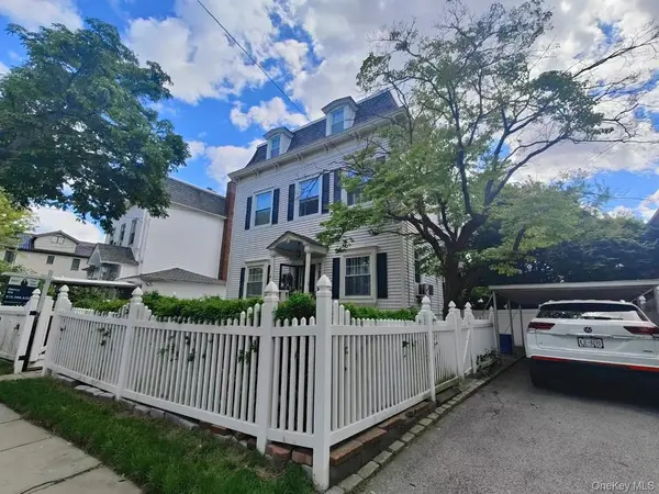 324 150th ST, Whitestone, NY 11357