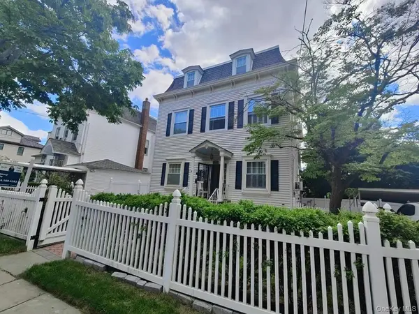 324 150th ST, Whitestone, NY 11357