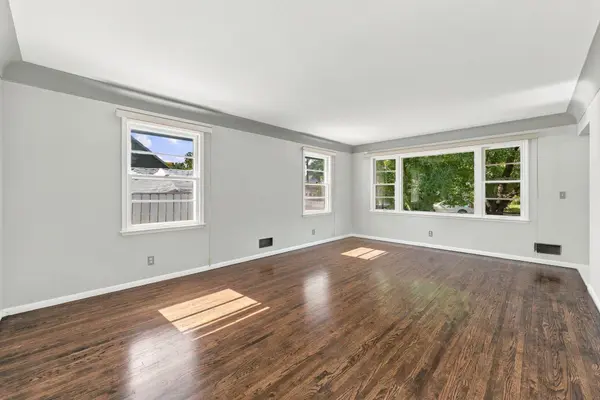 4950 Penn AVE N, Minneapolis, MN 55430