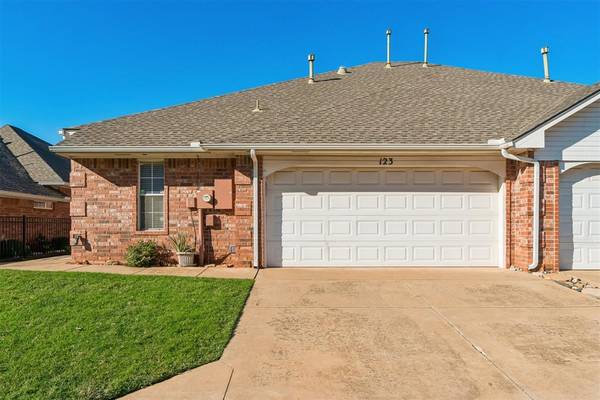 509 S Santa Fe AVE #123, Edmond, OK 73003