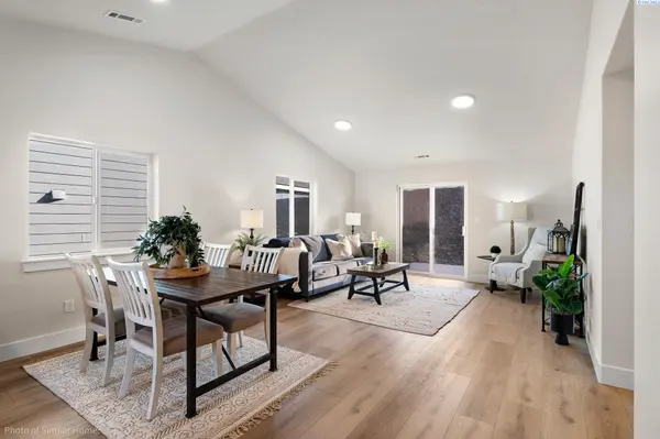 6520 Desert Ridge Lane, Pasco, WA 99301