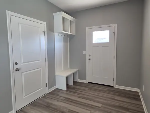 9127 E Quivira, Bel Aire, KS 67226