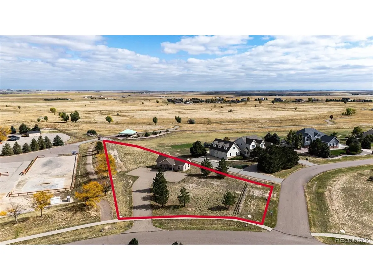 640 Green Gables, Bennett, CO 80102