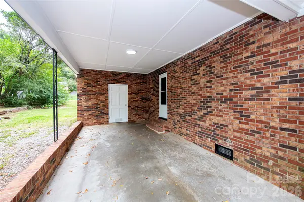 3309 Rollingwood DR, Gastonia, NC 28052