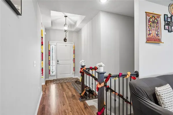 3725 NW Old Stagecoach RD, Kansas City, MO 64154
