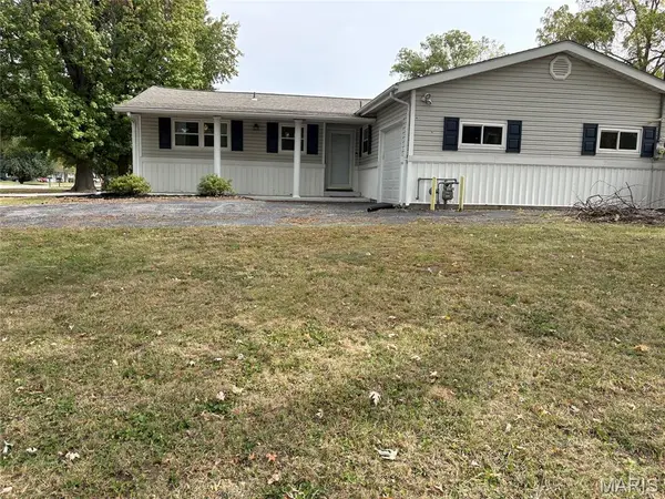 112 Kassing AVE, Fairview Heights, IL 62208