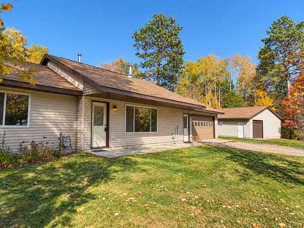 3176 Ellis RD, Jenkins, MN 56472
