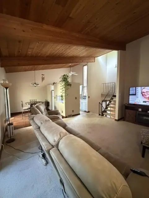 13799 Heywood CT, Apple Valley, MN 55124