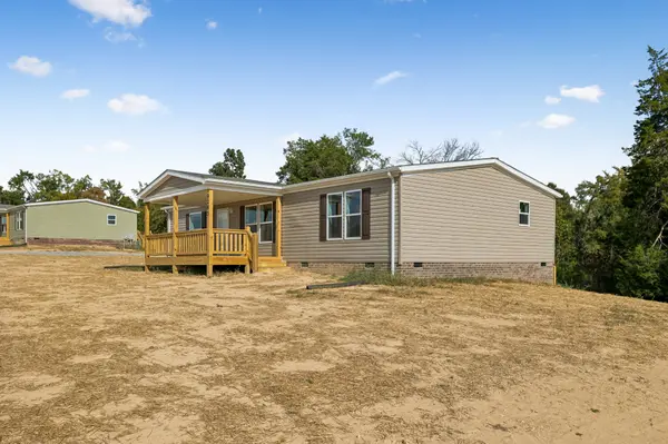 9280 Sunrise Rd, Red Boiling Springs, TN 37150