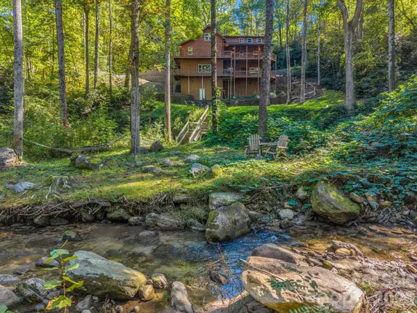 127 Cattail RD, Lake Lure, NC 28746