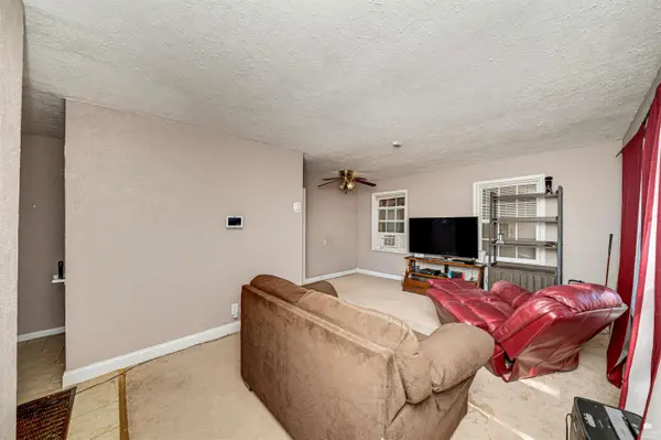524 W Vine ST, Junction City, KS 66441