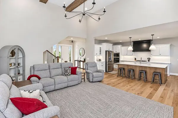 18337 Monrovia ST, Overland Park, KS 66013