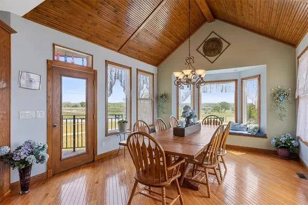 25400 S State Route M N/A, Garden City, MO 64747