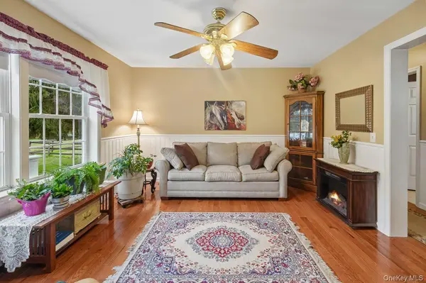 131 King RD, Middletown, NY 10941