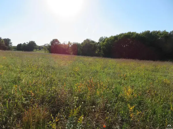 00000 Ferguson RD, Ozawkie, KS 66070
