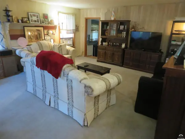 802 Union ST, Oskaloosa, KS 66066