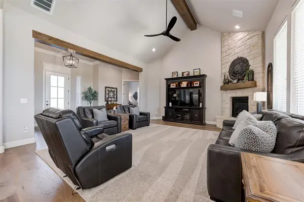 1236 Dorsi CT, Newcastle, OK 73065