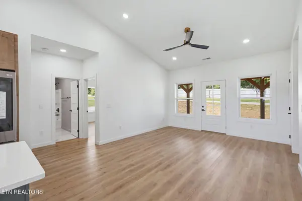 111 Powell Ave, Sweetwater, TN 37874