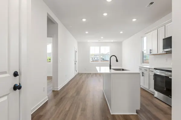 1109 Marlowe Lndg, Nashville, TN 37207