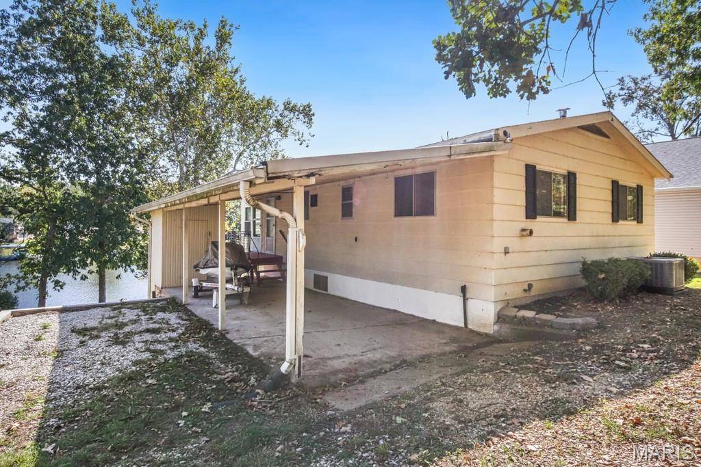 1862 Lakeshore DR, Cuba, MO 65453