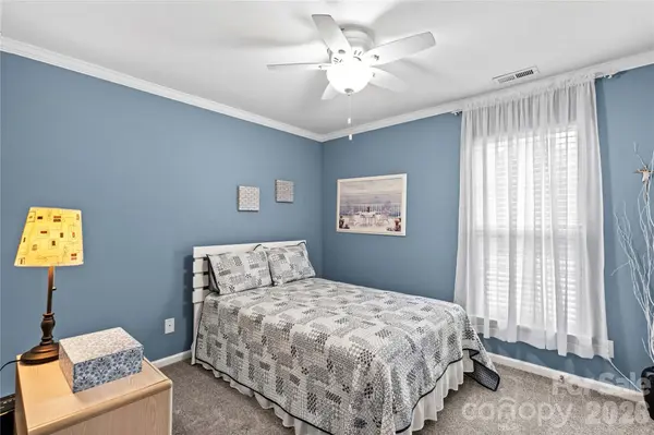133 Flowering Grove LN, Mooresville, NC 28115