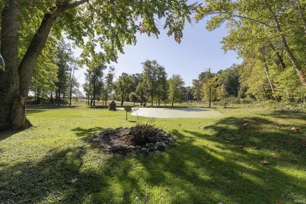 18565 County Road 2 ***, Bristol, IN 46507
