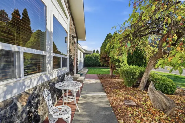 1827 McMurray Ave, Richland, WA 99354