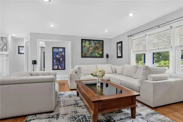 2400 W 103RD ST, Leawood, KS 66206