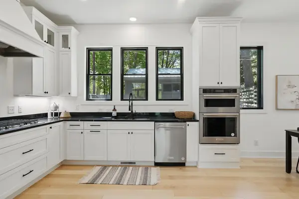 3577 Livingston AVE, Wayzata, MN 55391
