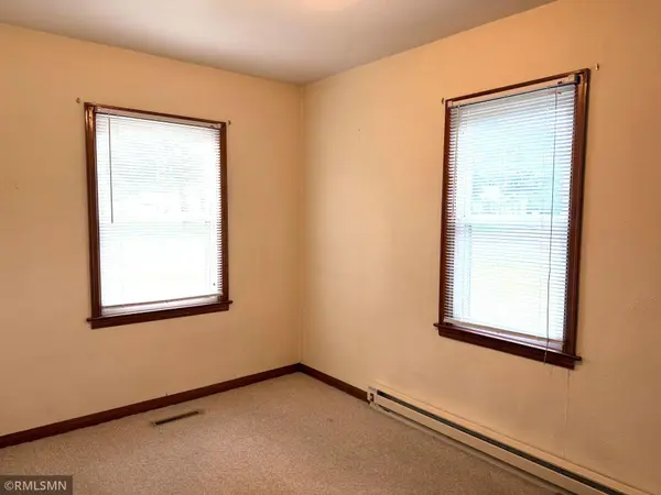 200 W 6th ST, Adrian, MN 56110