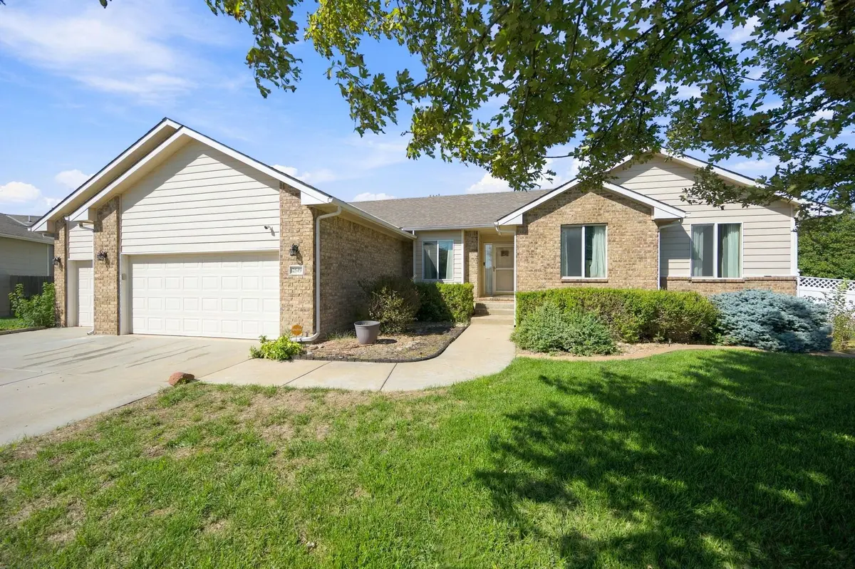 2549 E Saint Andrews Ct, Goddard, KS 67052
