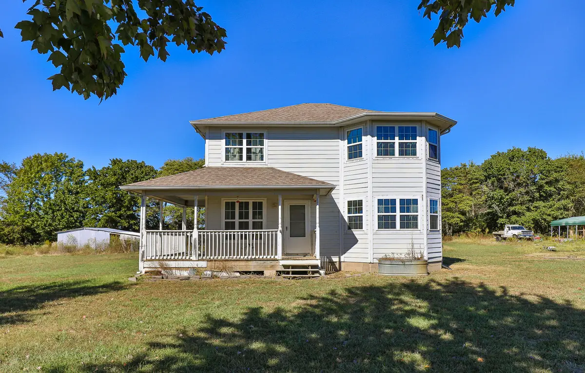 14406 Lawrence 2052, Miller, MO 65707