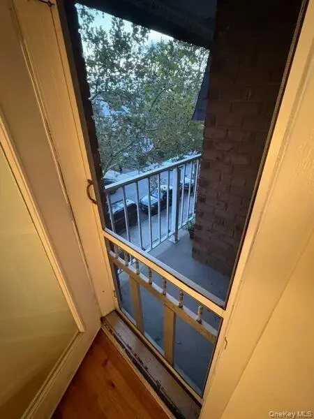 17 Bay 22nd ST #4, Brooklyn, NY 11214