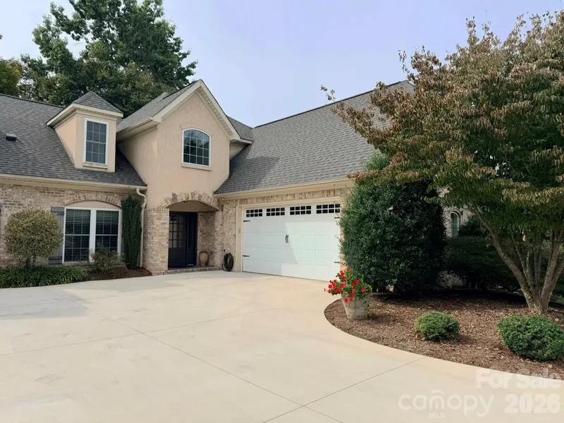 149 42nd Avenue DR NW, Hickory, NC 28601