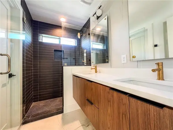 2604 Oaklawn Ave #2, Austin, TX 78722