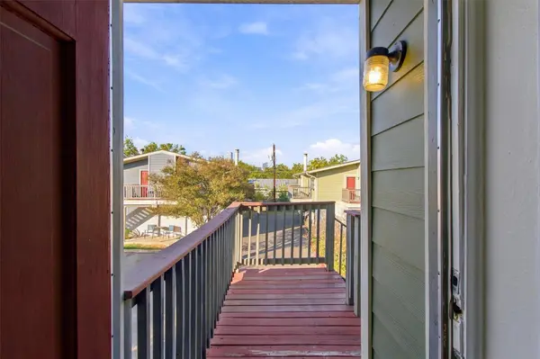 2215 Post RD #2055, Austin, TX 78704