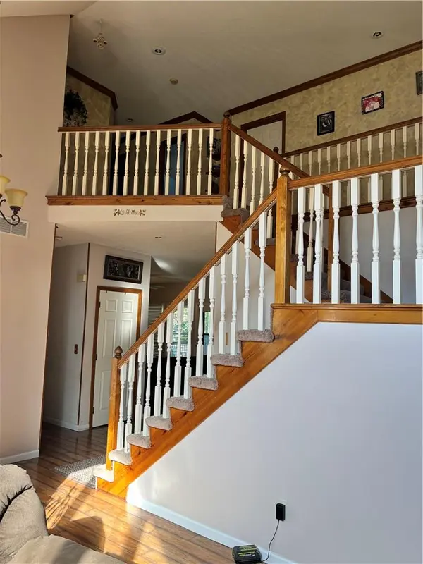 6805 NOLAND RD, Shawnee, KS 66216
