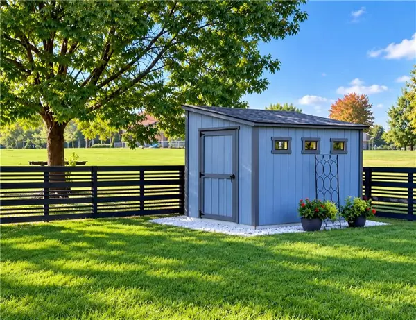 612 SE CUMBERLAND DR, Lee's Summit, MO 64063