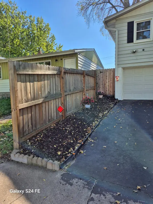 1326 Reaney AVE, Saint Paul, MN 55106