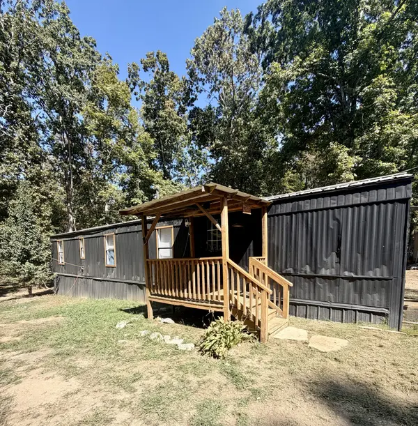 6898 Oak Hill Rd, Lyles, TN 37098