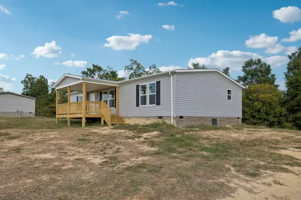 9318 Sunrise Rd, Red Boiling Springs, TN 37150